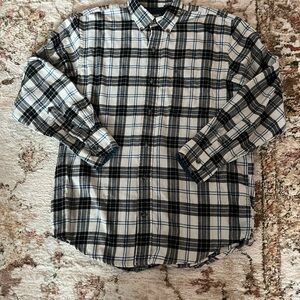 IZOD Men's Plaid Button-Down Shirt